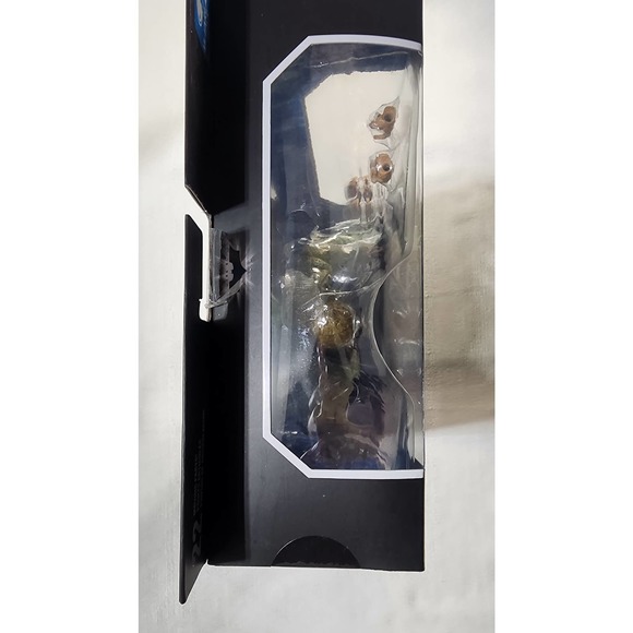 McFarlane Toys DC Comics Jokerized Scarecrow Action - Picture 4 of 8